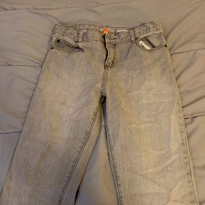 Urban Chic: Stylish Gray Size 18 Skinny Jeans for Boys